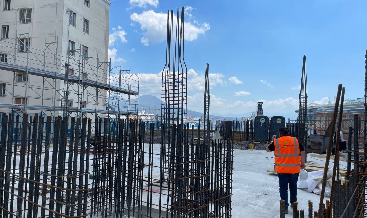 Sistema di alleggerimento del solaio